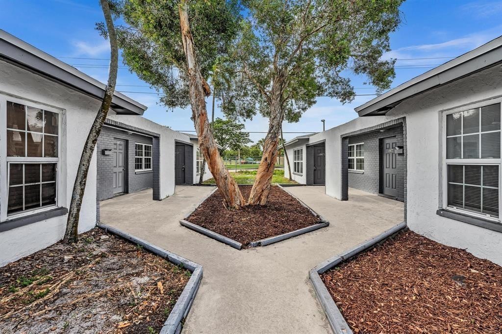 3BR – Apartment at 5748 NW 27th Court