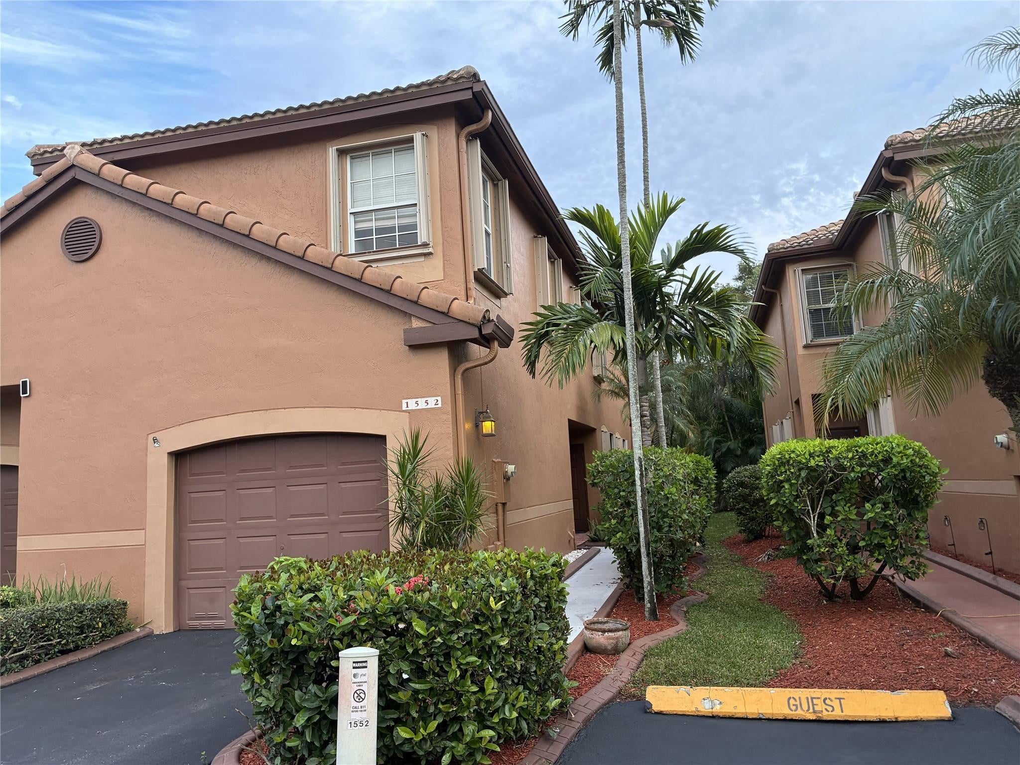 4BR – Townhouse at 1552 Barcelona Way #6-19