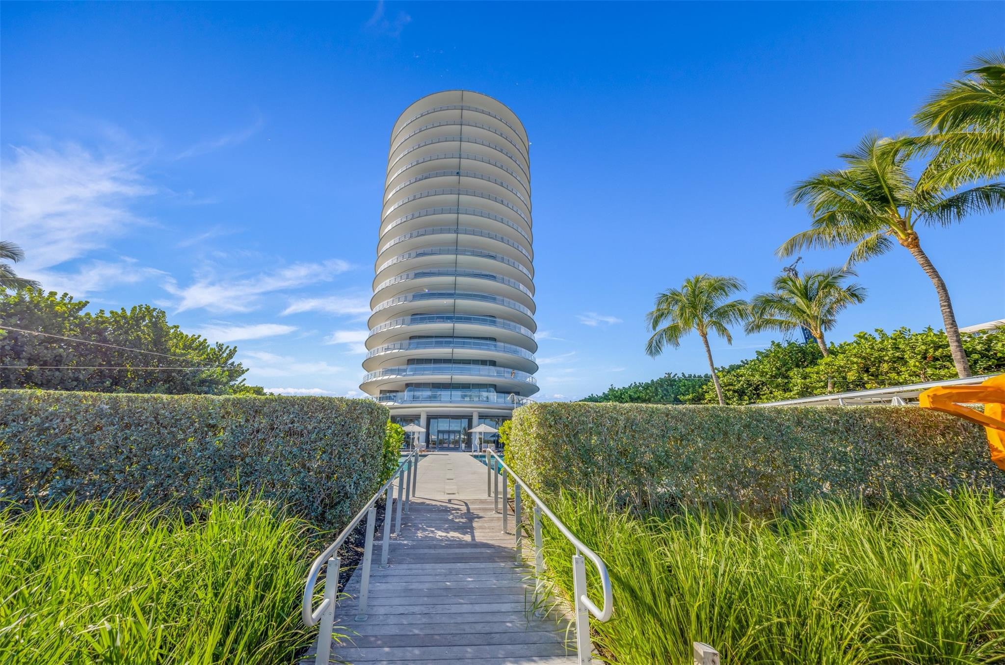 3BR – Condominium at 8701 Collins Avenue #701