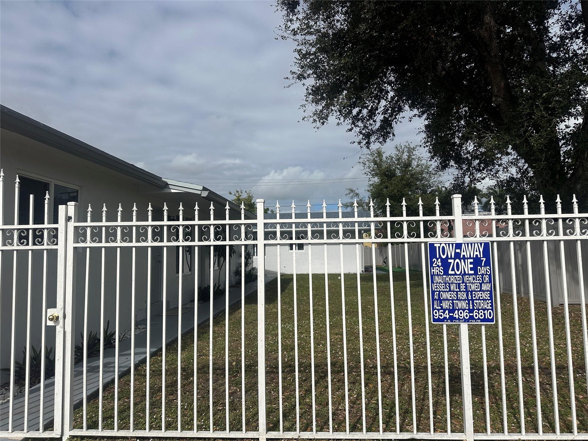 2BR – RNT at 6109 SW 30th Street #4