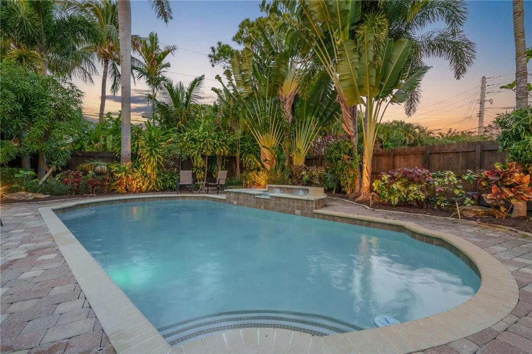 3BR – SingleFamilyResidence at 425 NE 25th Street