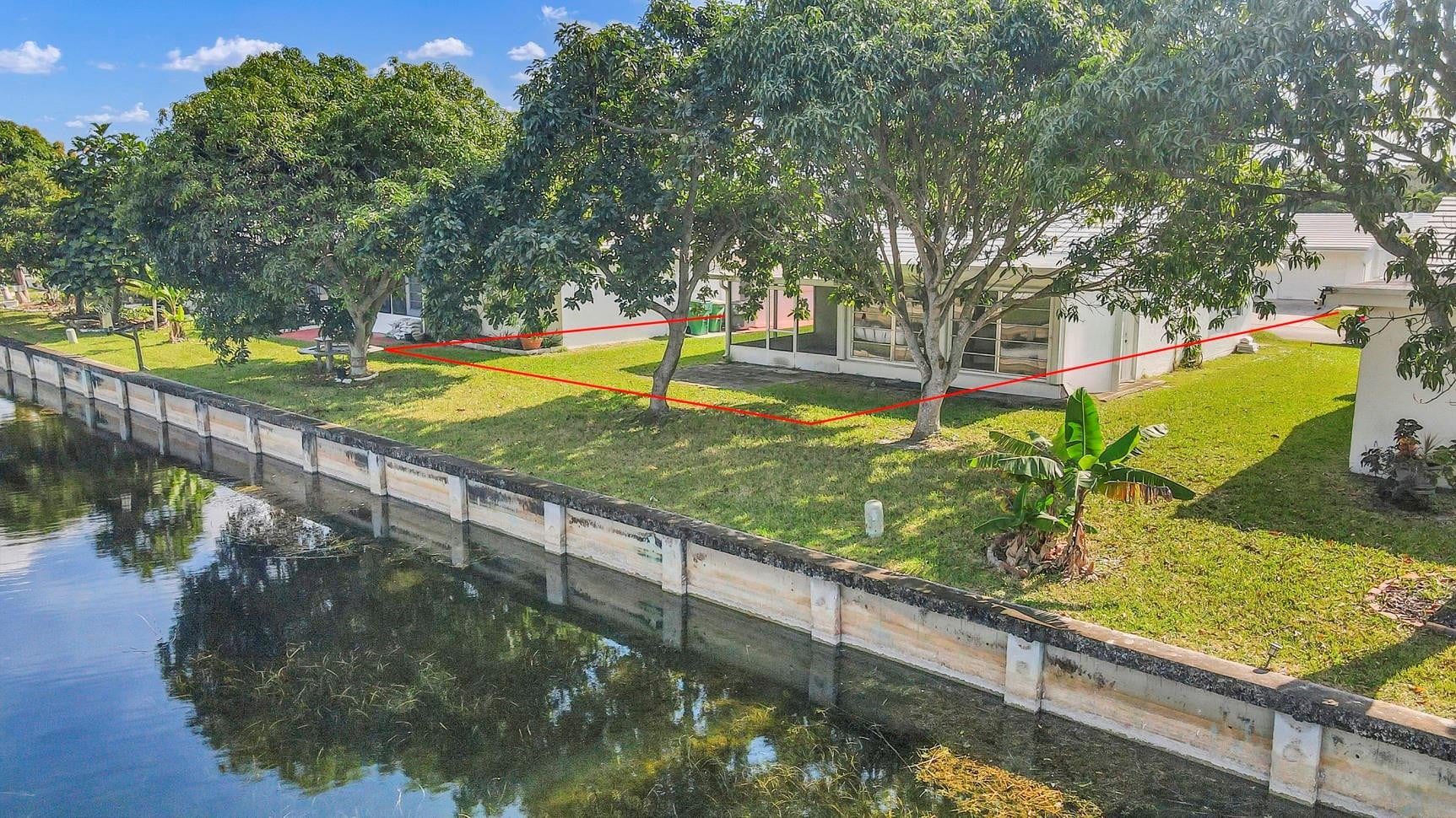 2BR – SingleFamilyResidence at 7115 NW 73rd Street