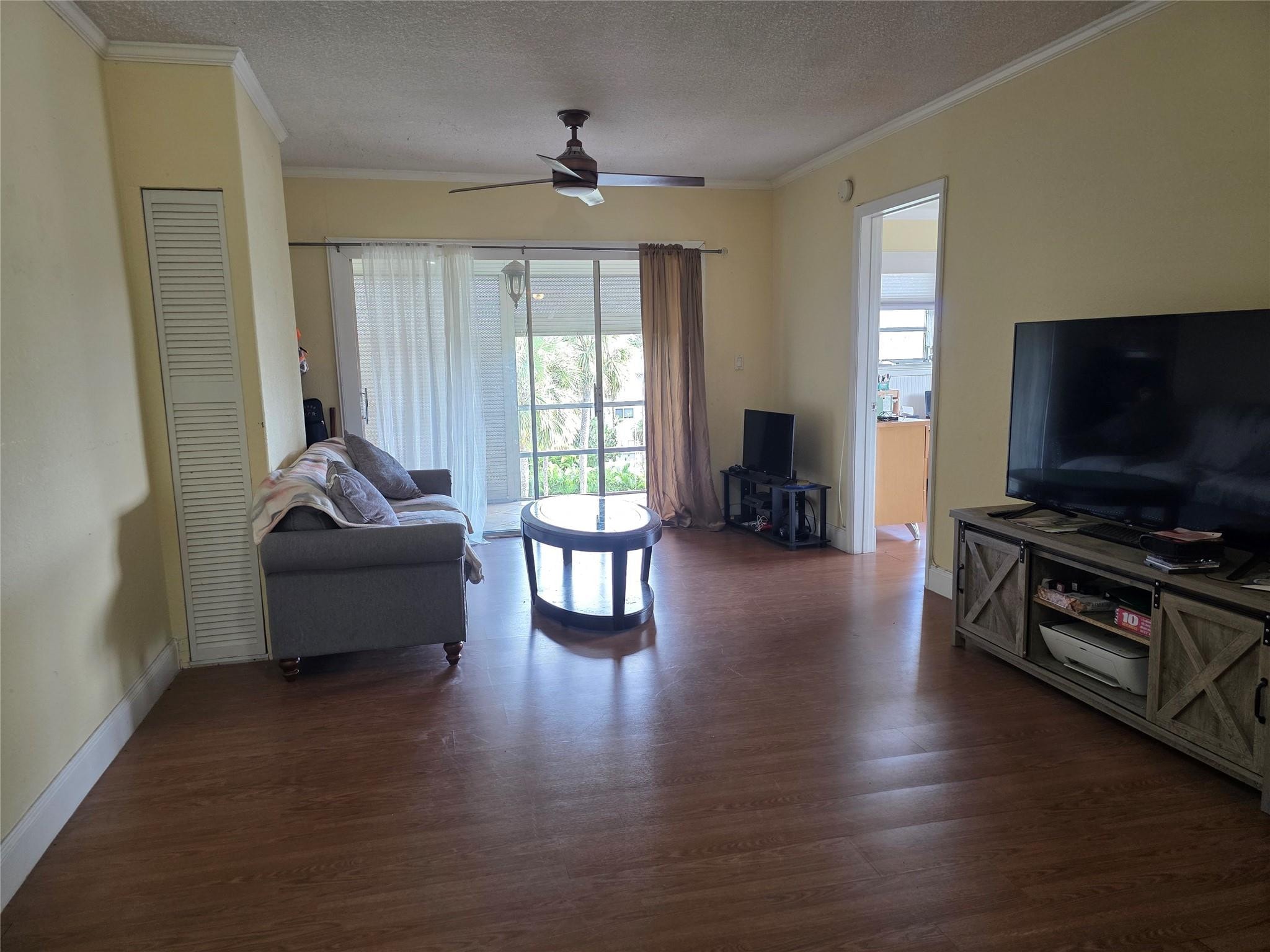 2BR – Condominium at 5800 Margate Boulevard #347