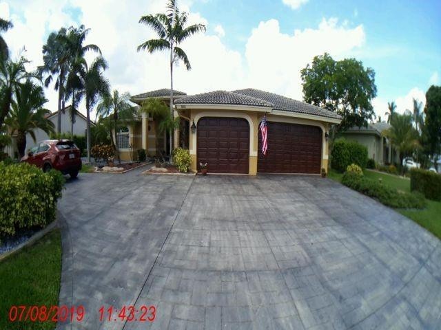 5BR – SingleFamilyResidence at 5062 Kensington Circle