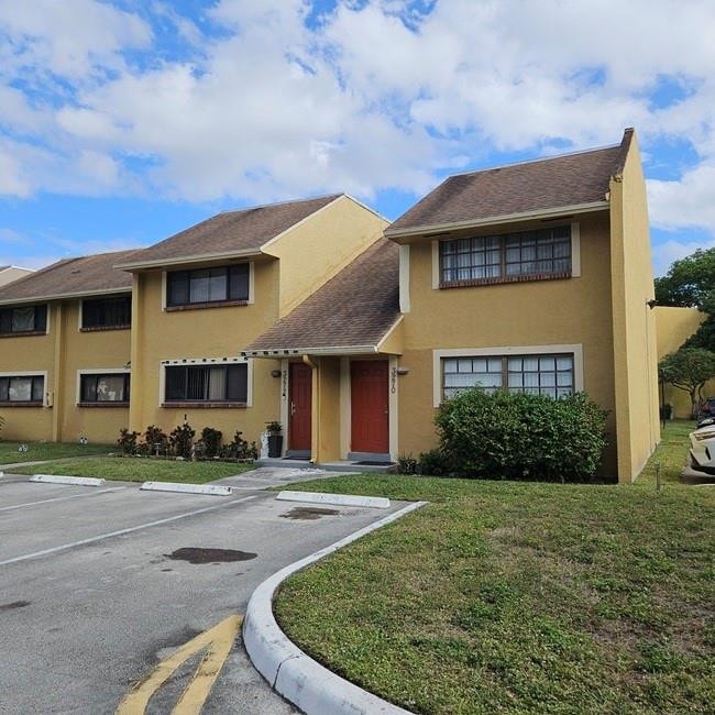2BR – Townhouse at 3270 N Pine Island Road #307