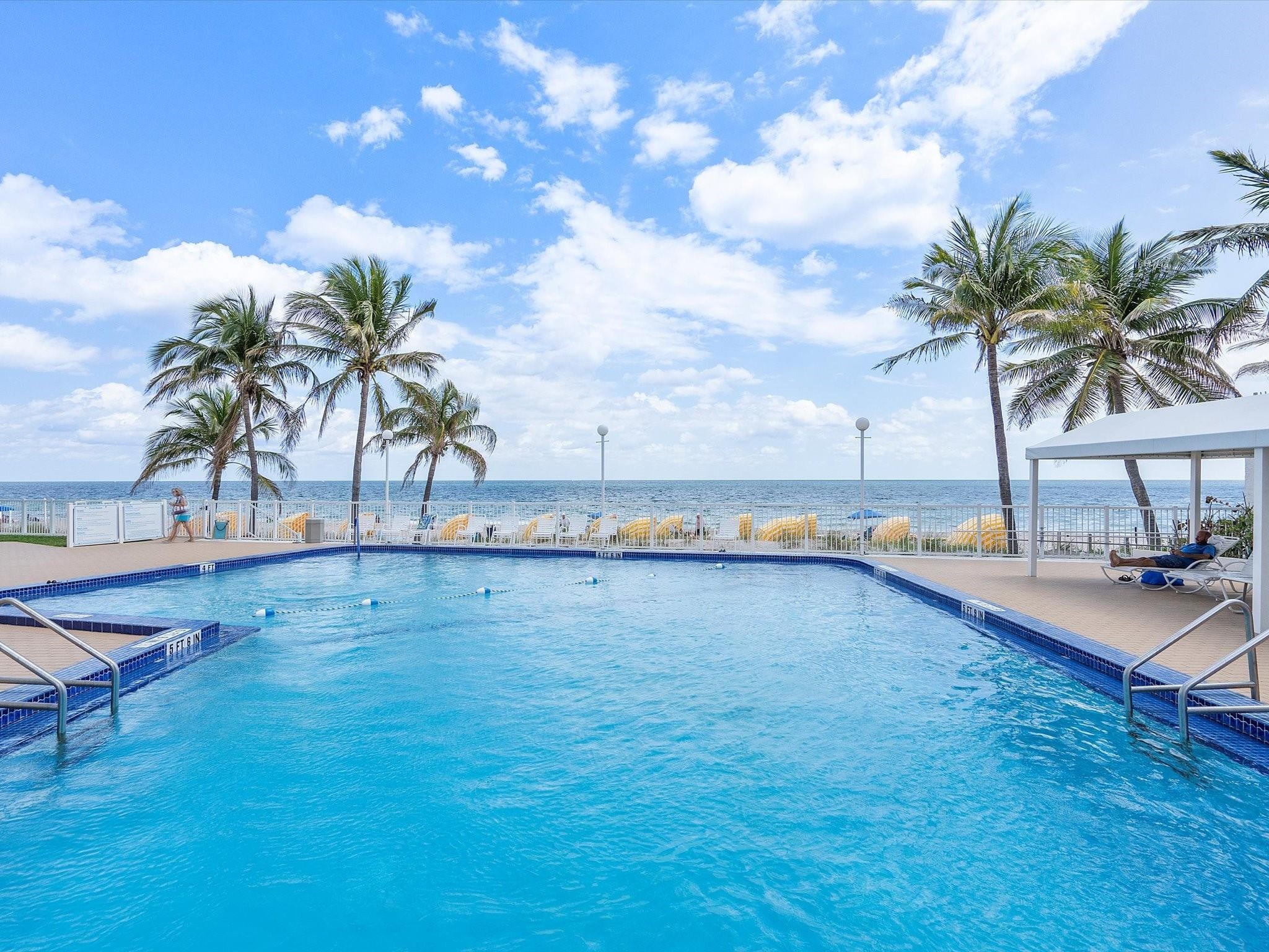 2BR – Condominium at 4010 Galt Ocean Drive #1707-08