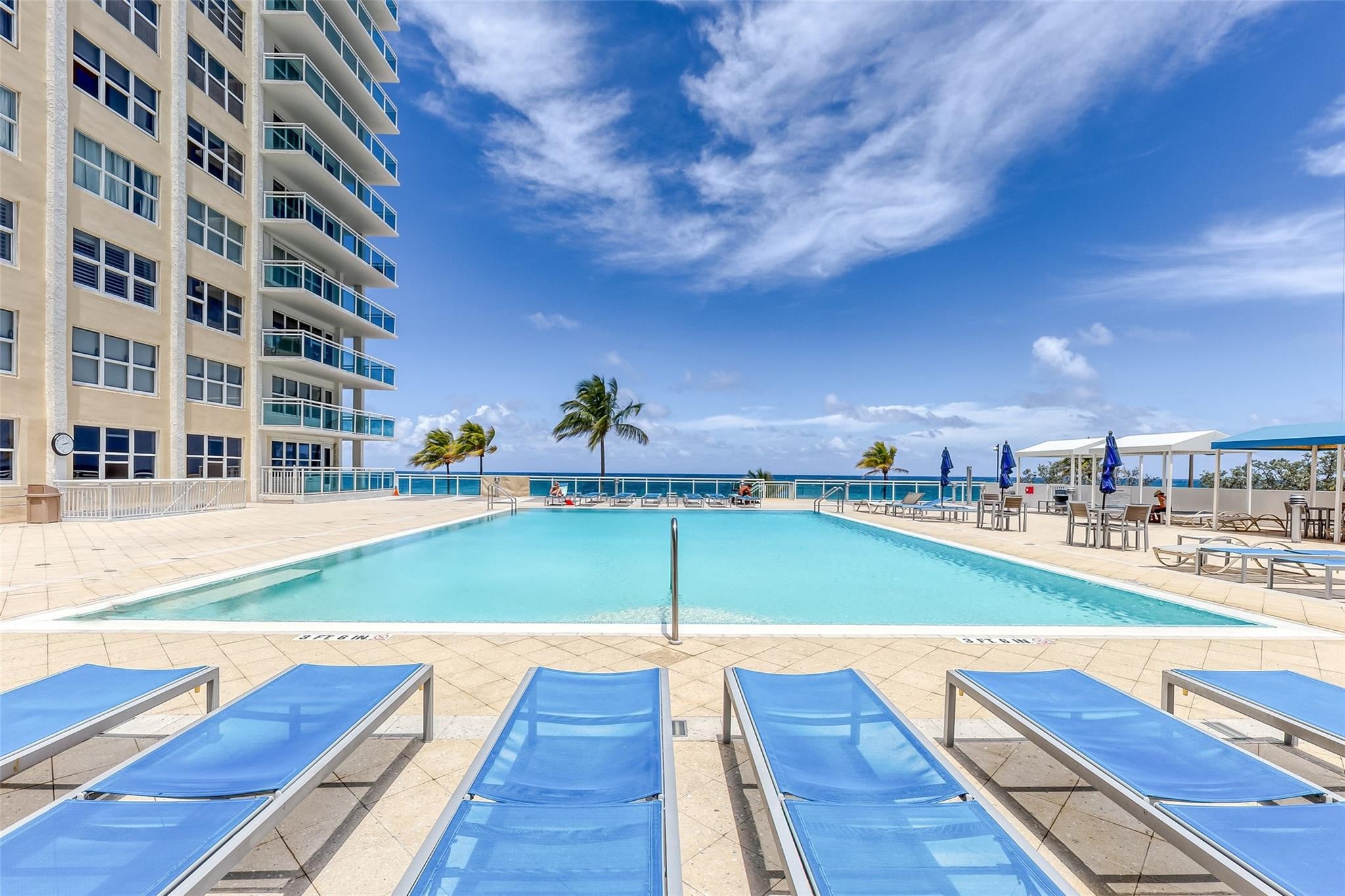2BR – Condominium at 3900 Galt Ocean Drive #712