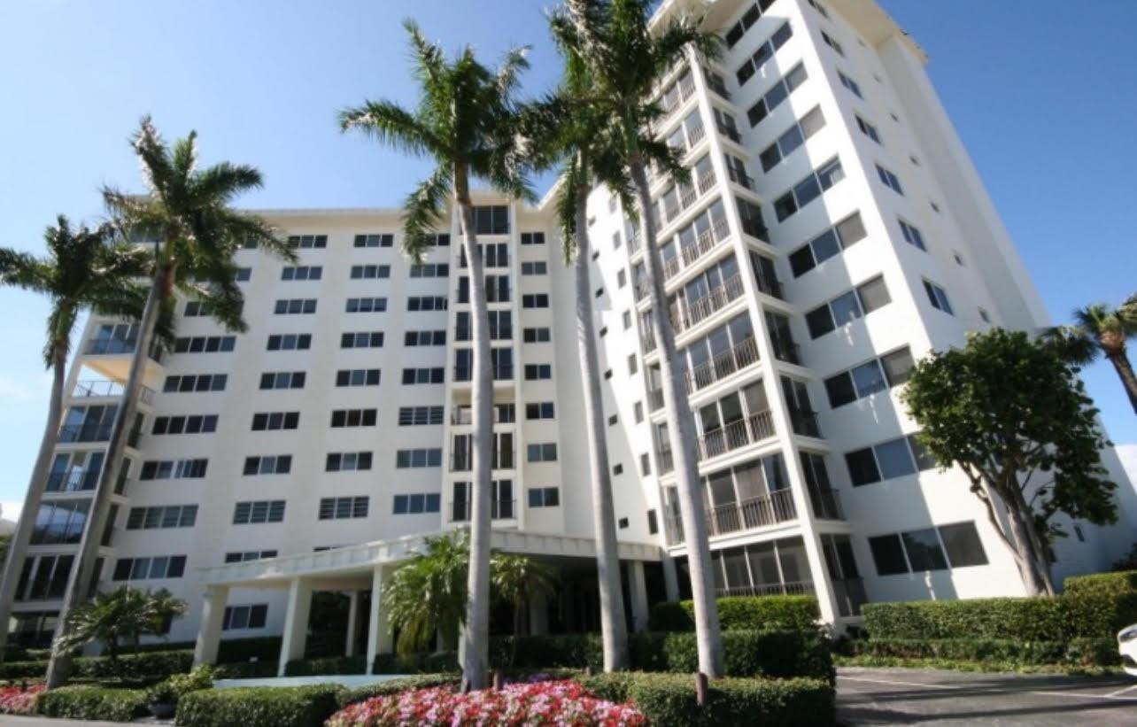 1BR – Condominium at 86 Macfarlane Drive #3H