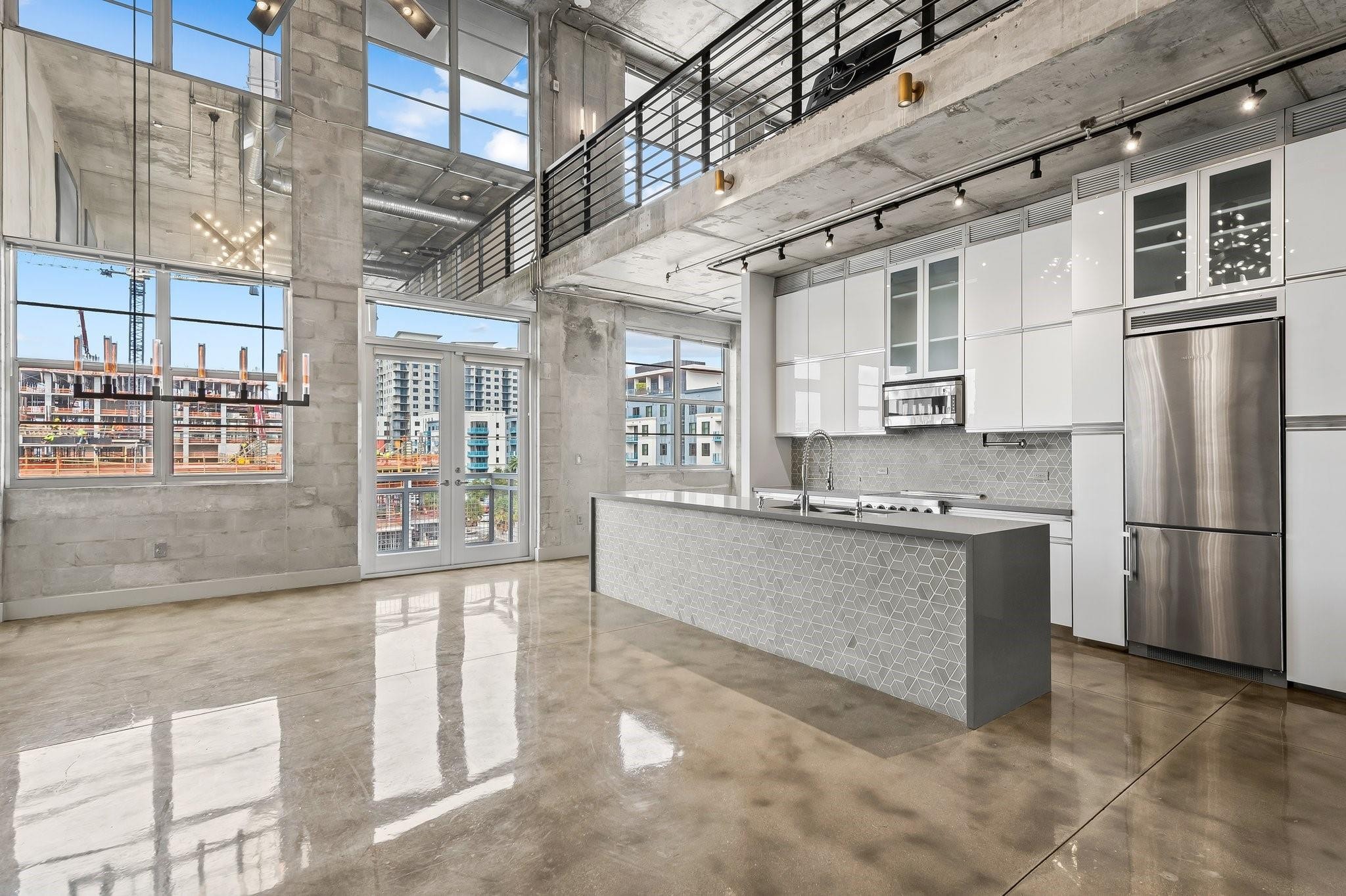 2BR – Condominium at 445 N Andrews Avenue #404