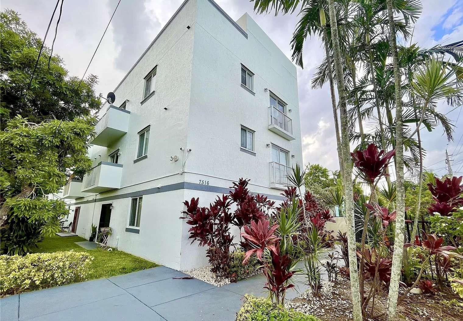 1BR – Condominium at 7516 NE 1st Avenue #302