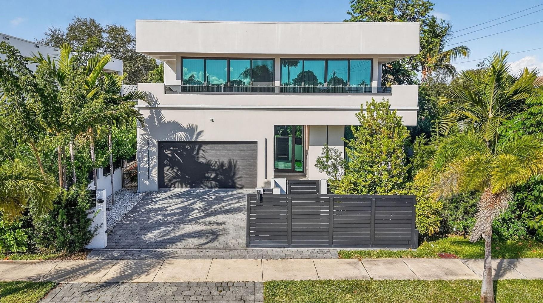 4BR – SingleFamilyResidence at 1225 NE 4th Street