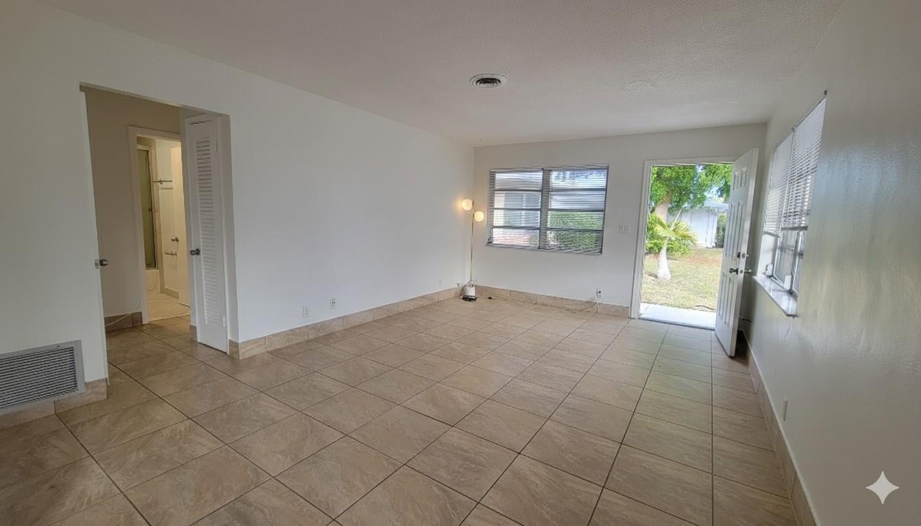 2BR – Townhouse at 1821 NE 56th Street #1