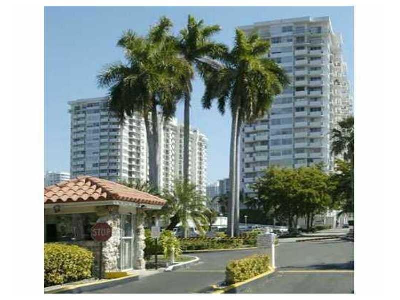 2BR – Condominium at 18031 Biscayne Bl #1004-3