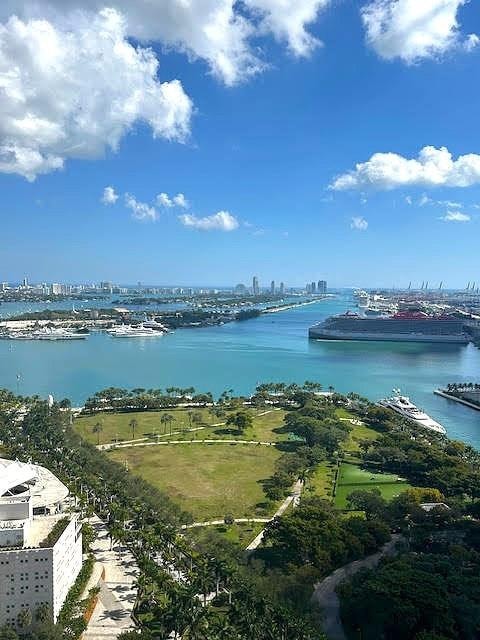 2BR – Condominium at 1040 Biscayne Boulevard #3003