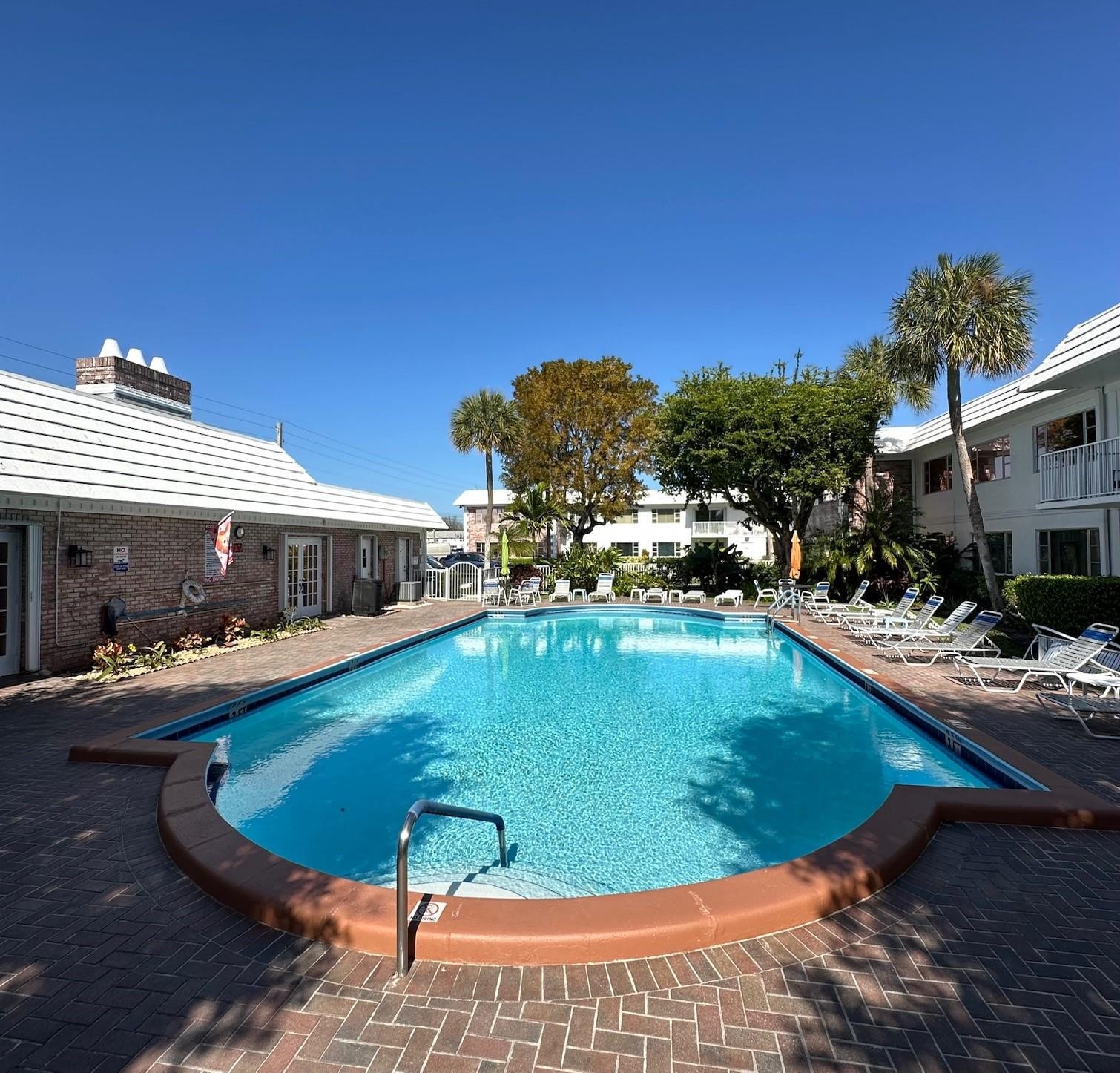 2BR – StockCooperative at 350 S Cypress Road #522