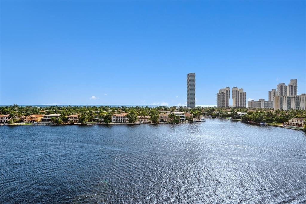 3BR – Condominium at 19707 Turnberry Way #9J