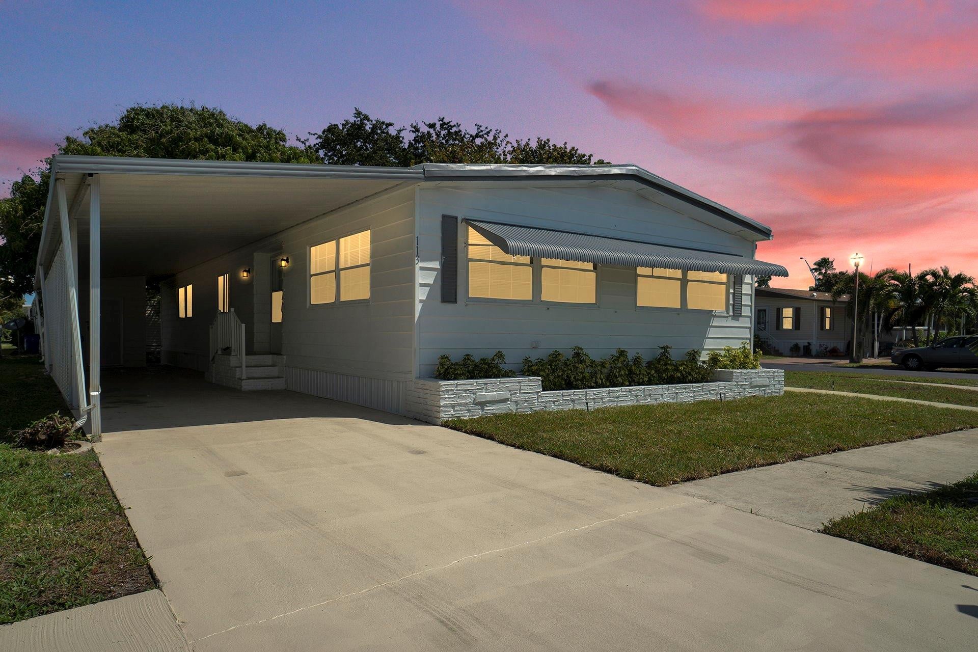3BR – ManufacturedHome at 113 NW 52nd Court