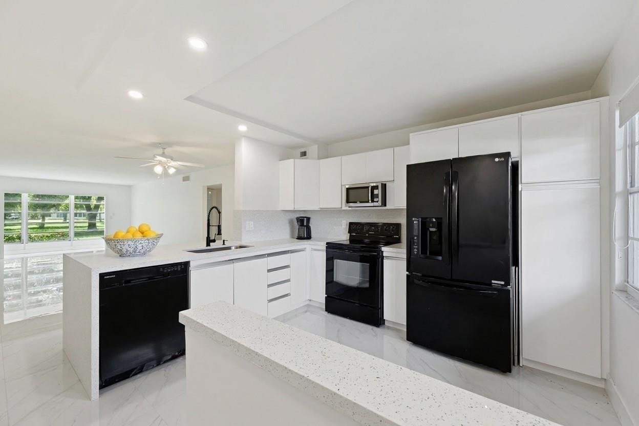 2BR – Condominium at 2202 Lucaya Bend #M1