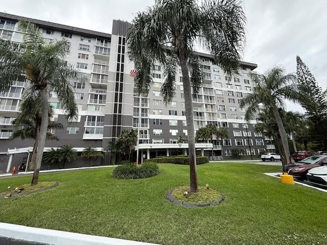 1BR – Condominium at 3850 Washington Street #703