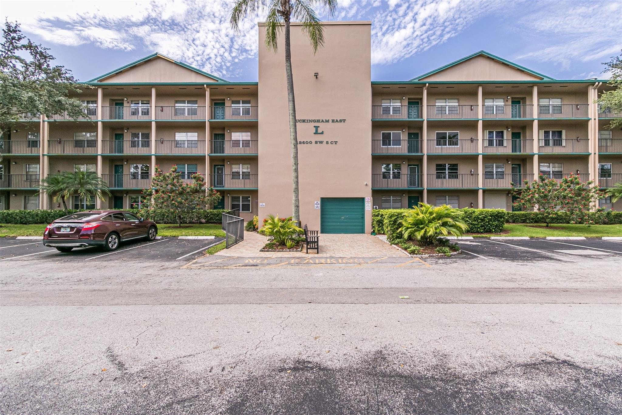 2BR – Condominium at 12600 SW 5th Court #408L