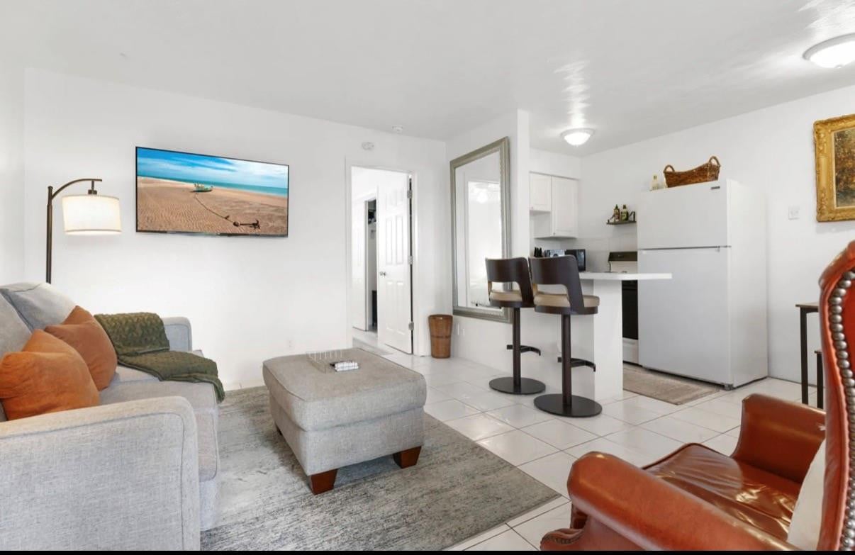 1BR – Apartment at 820 NE 16th Avenue #7