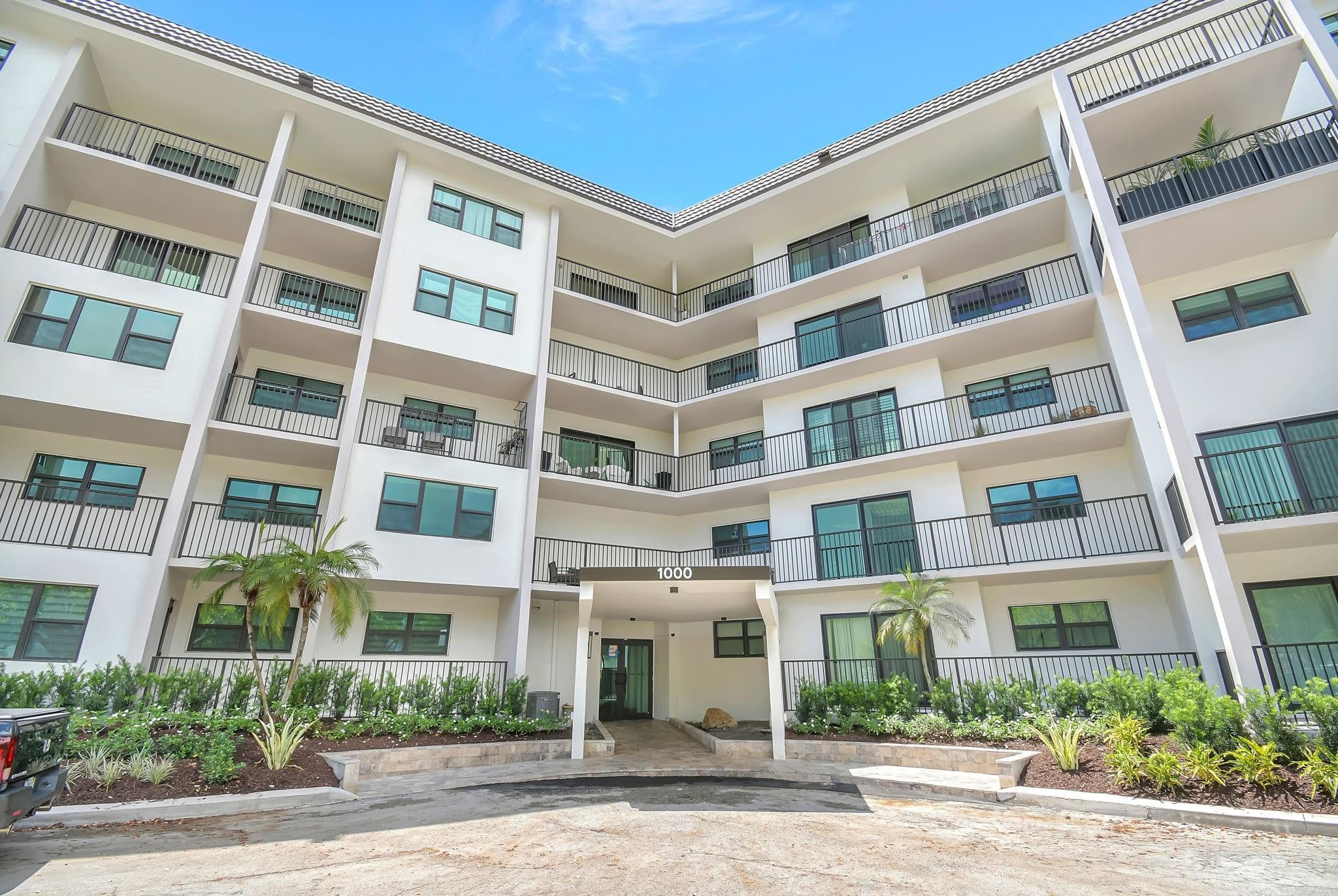 2BR – Condominium at 1000 River Reach Drive #509