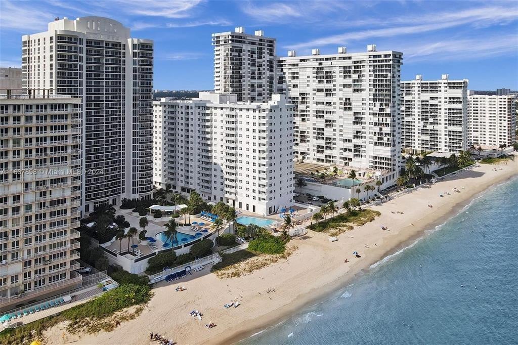 1BR – Condominium at 4250 Galt Ocean Drive #Ph R