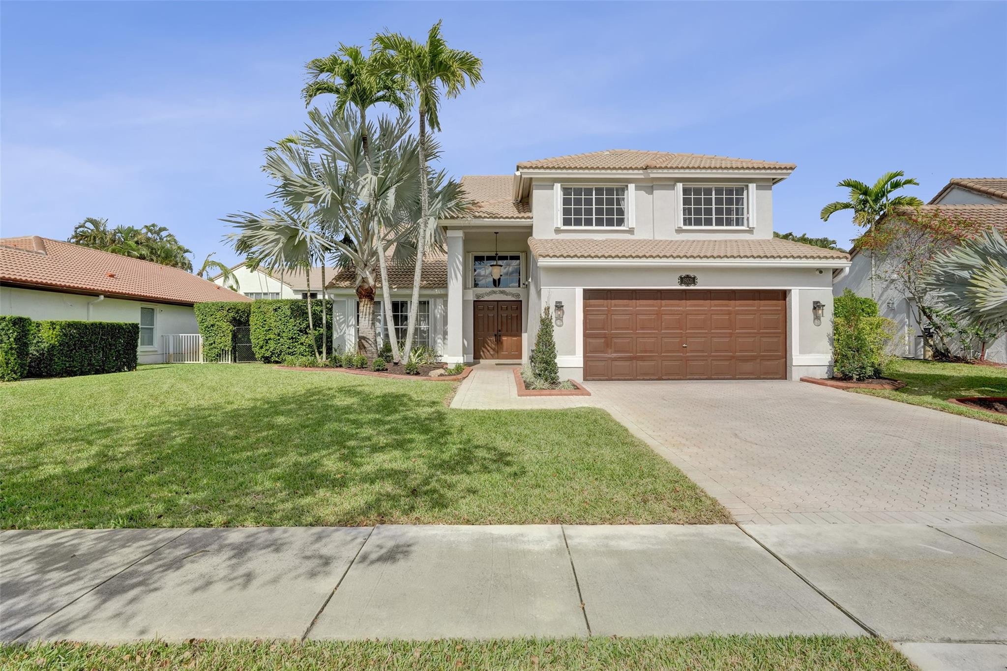 4BR – SingleFamilyResidence at 19321 NW 10th Street