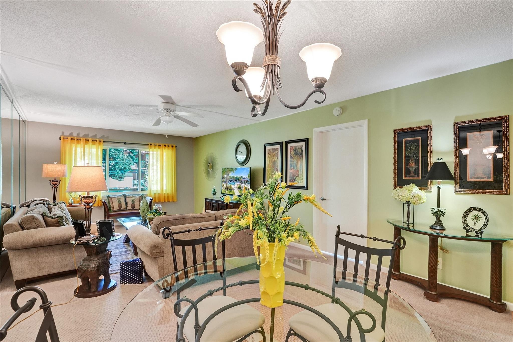 2BR – Condominium at 860 SE 6th Avenue #410