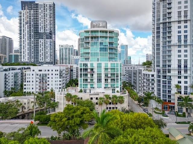 2BR – Condominium at 111 SE 8th Avenue #705