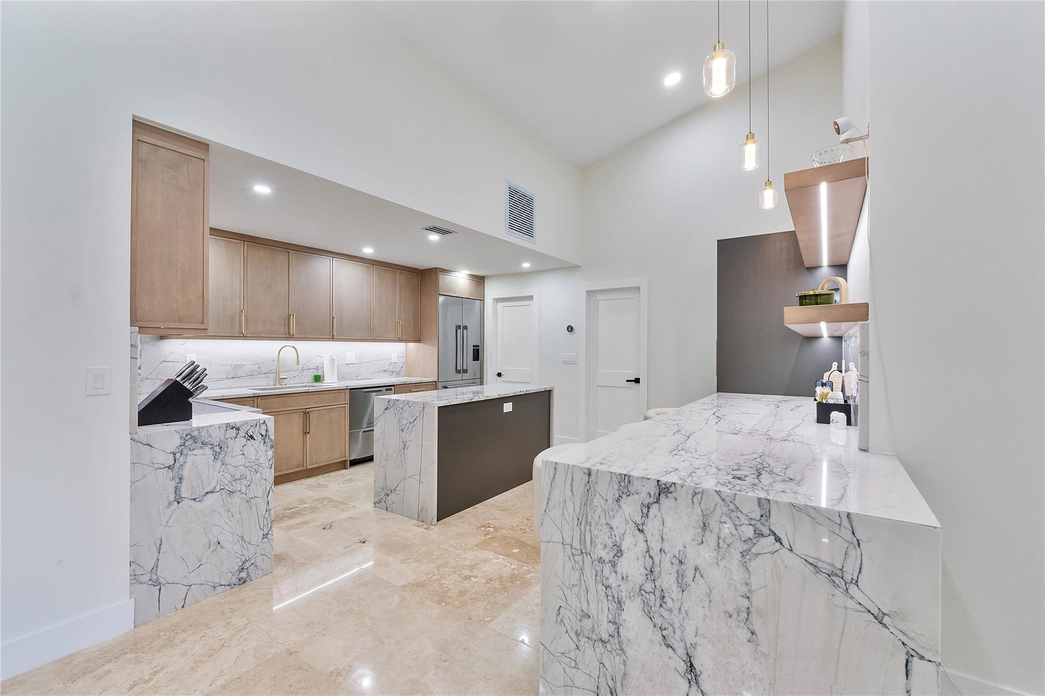 4BR – SingleFamilyResidence at 10630 Boca Woods Lane