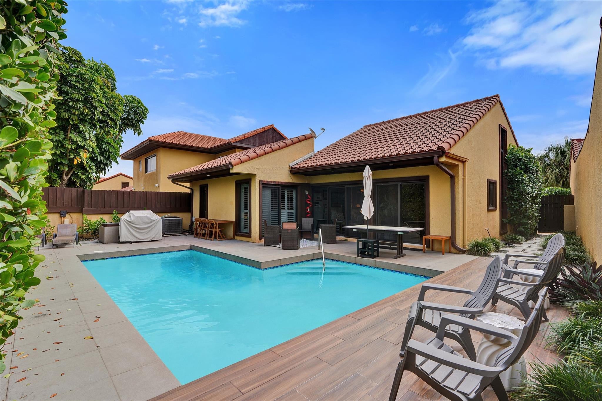 3BR – SingleFamilyResidence at 1017 NE 202nd Lane