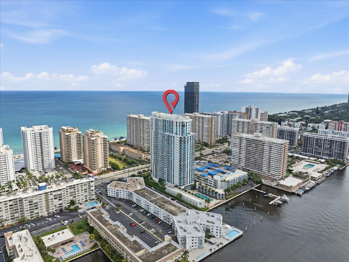 2BR – Condominium at 1945 S Ocean Drive #509