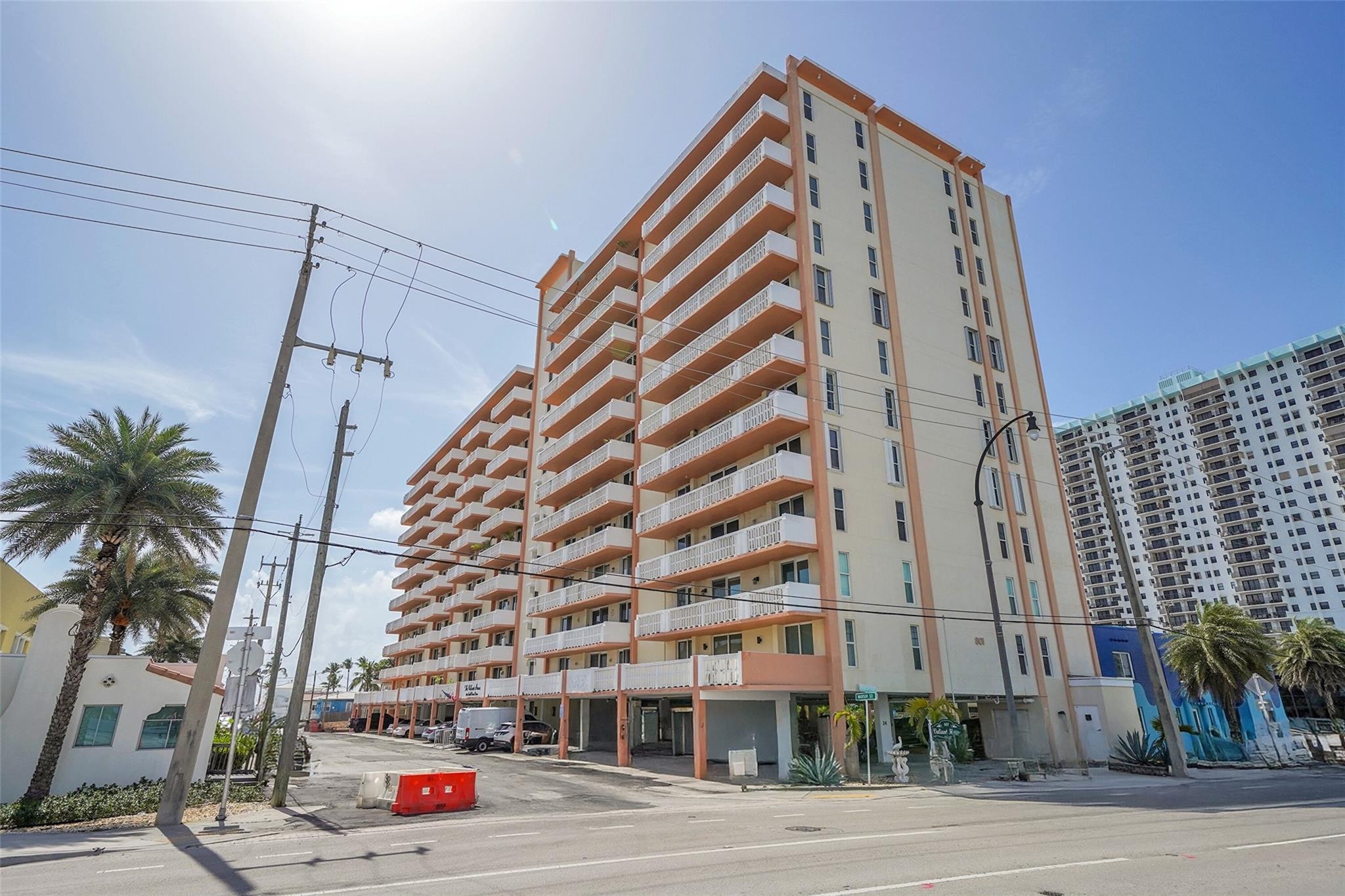 1BR – Condominium at 801 S Ocean Drive #605