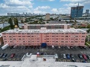 2BR – Condominium at 200 NE 12th Avenue #6a