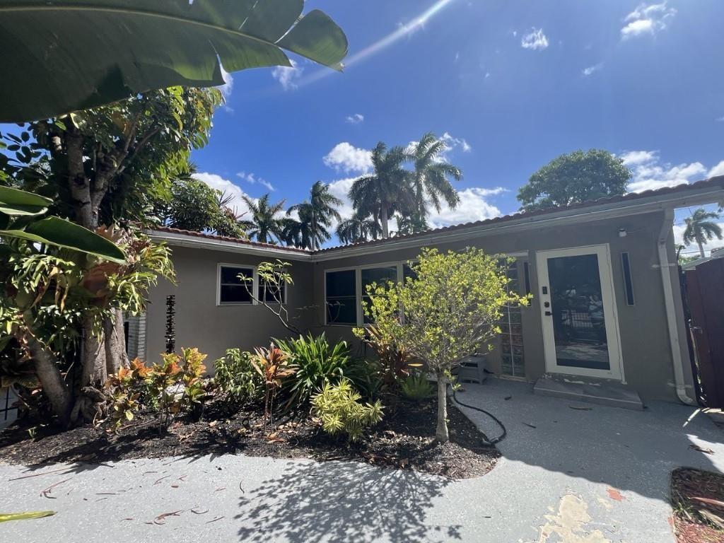 3BR – SingleFamilyResidence at 1042 Tyler Street