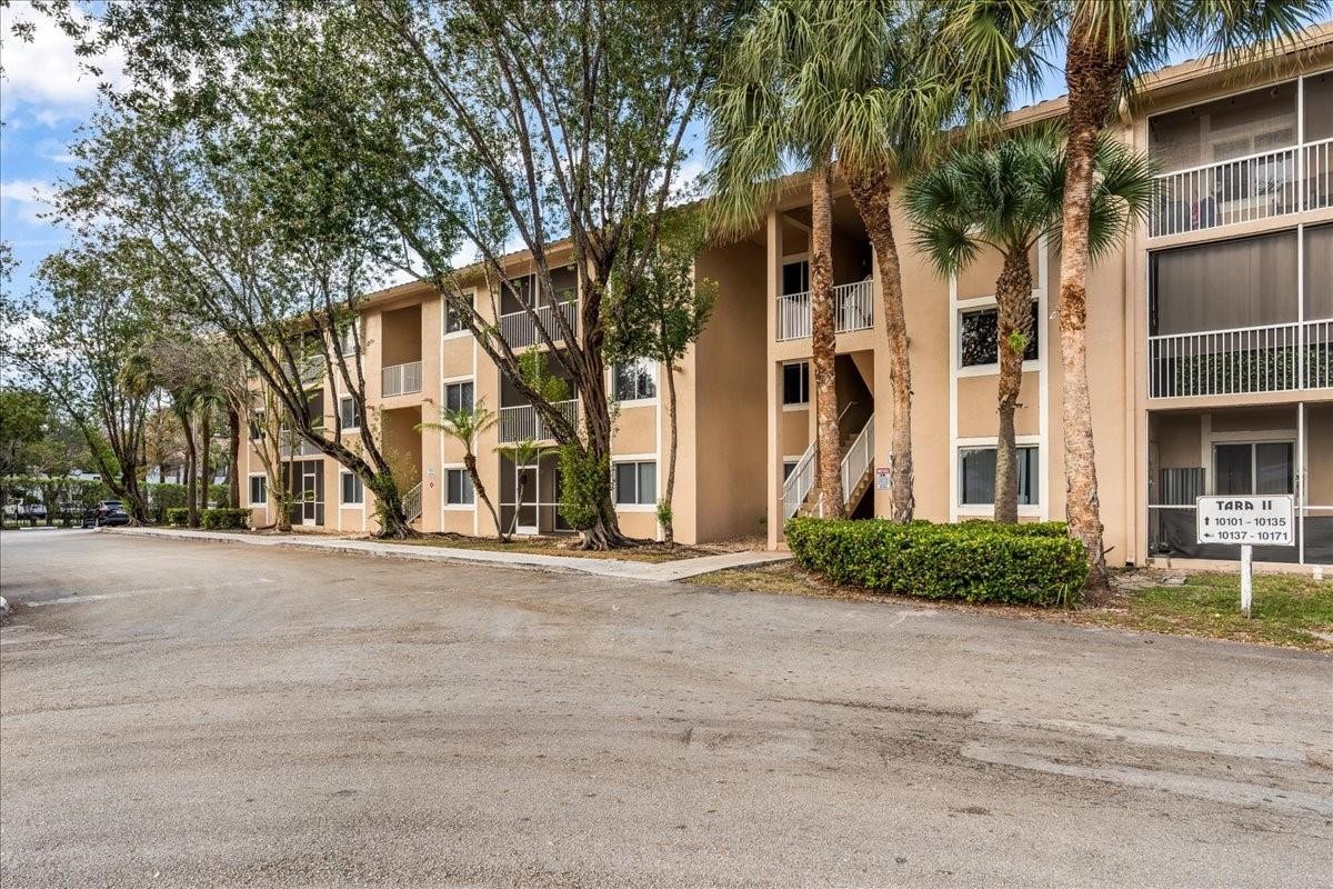 3BR – Condominium at 10129 W Atlantic Boulevard #10129