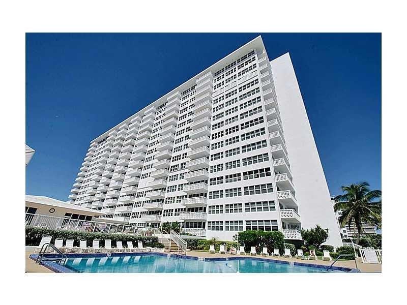 2BR – Condominium at 4010 Galt Ocean Drive #101