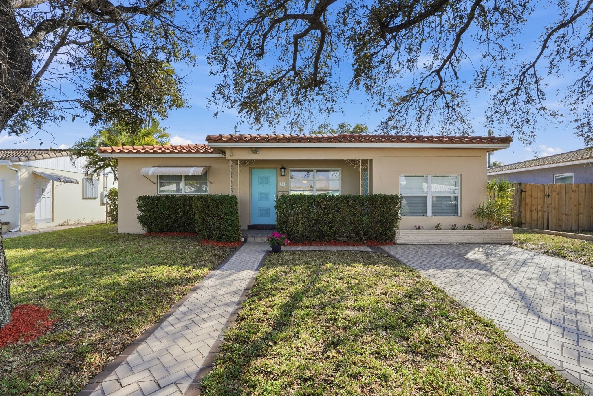 4BR – SingleFamilyResidence at 218 SE 3rd Terrace