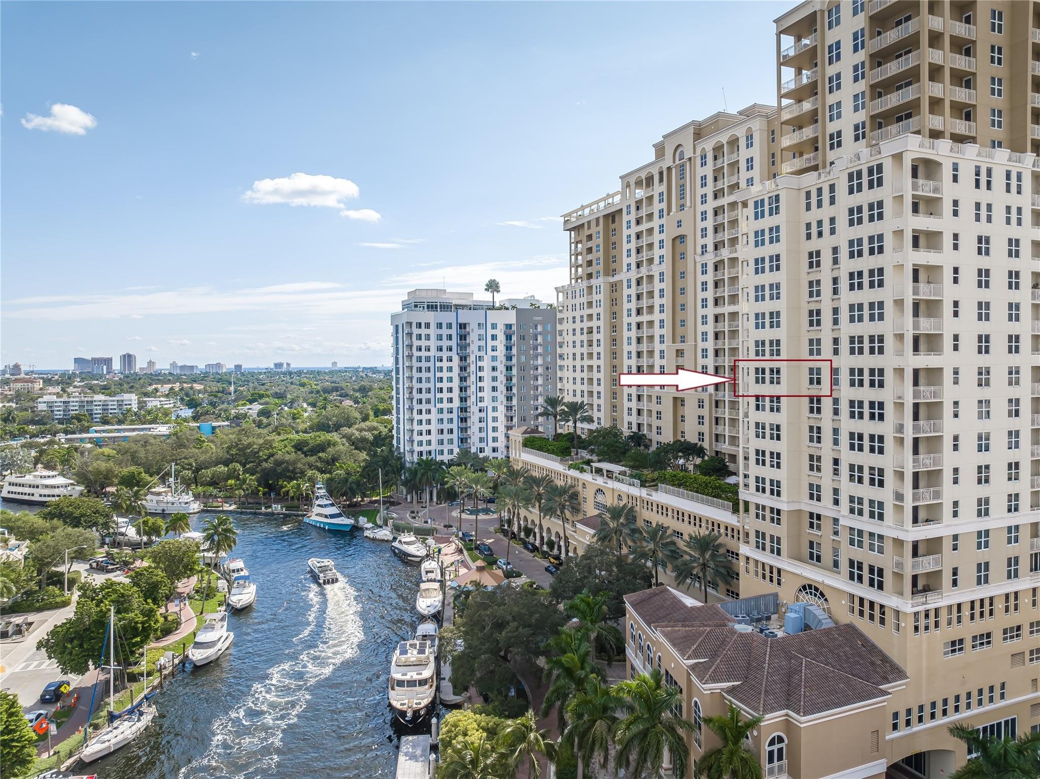 3BR – Condominium at 511 SE 5th Avenue #1217