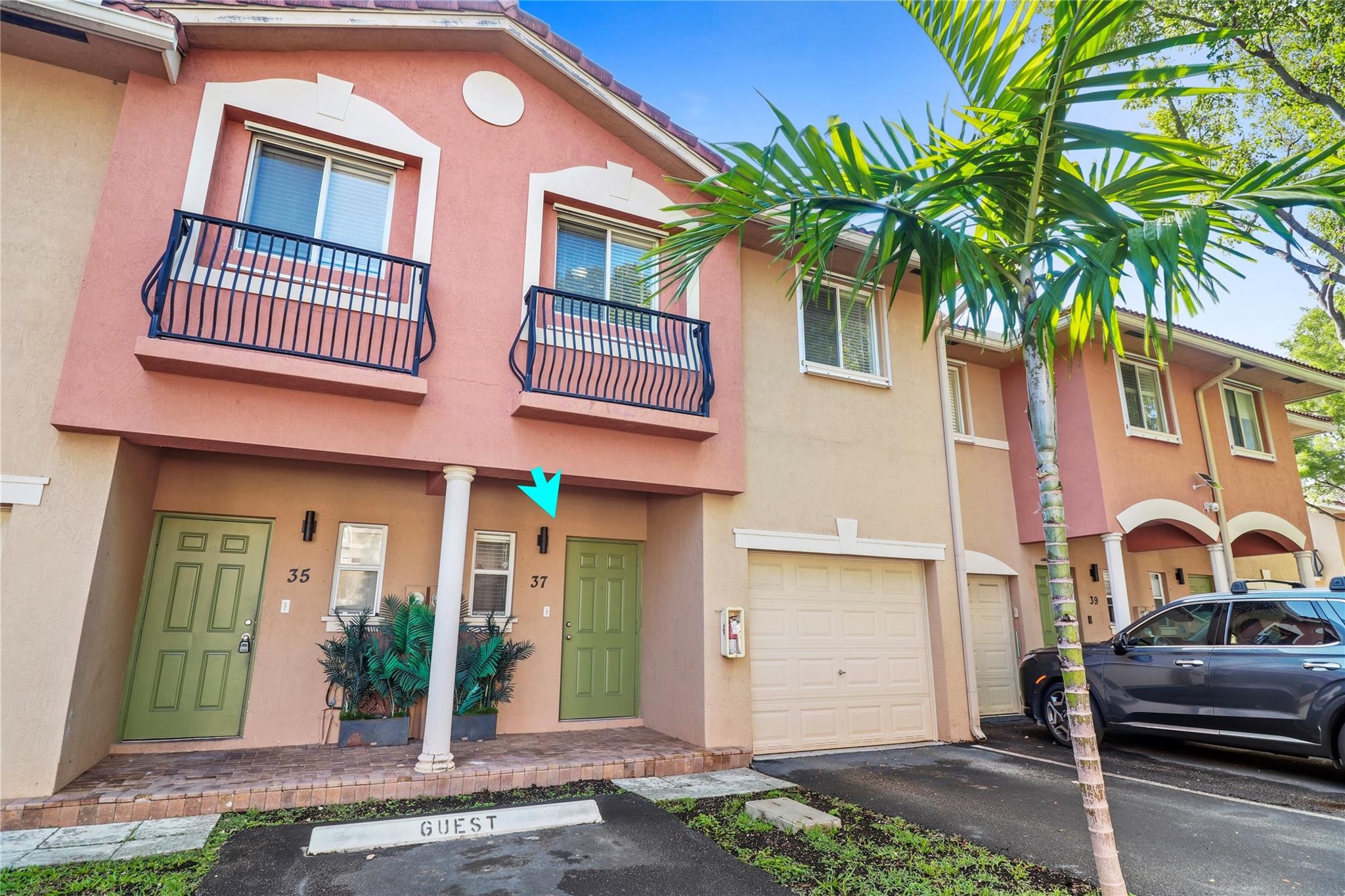3BR – Townhouse at 37 SE 3rd Avenue