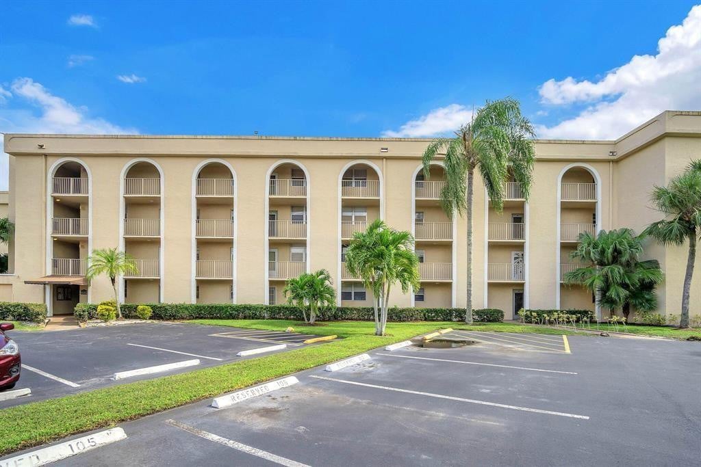 2BR – Condominium at 3231 Holiday Springs Boulevard #105