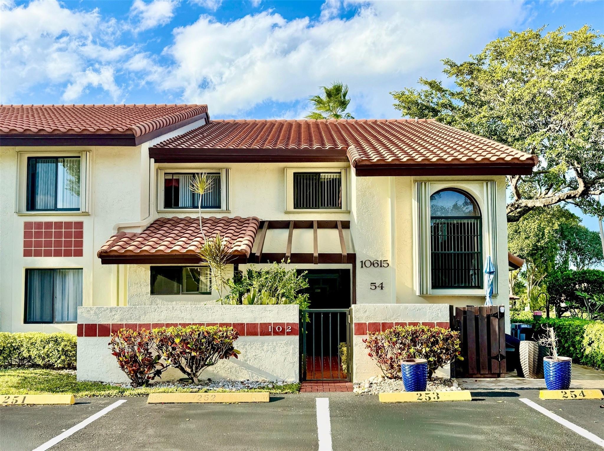 3BR – Condominium at 10615 Ocean Palm Way #102