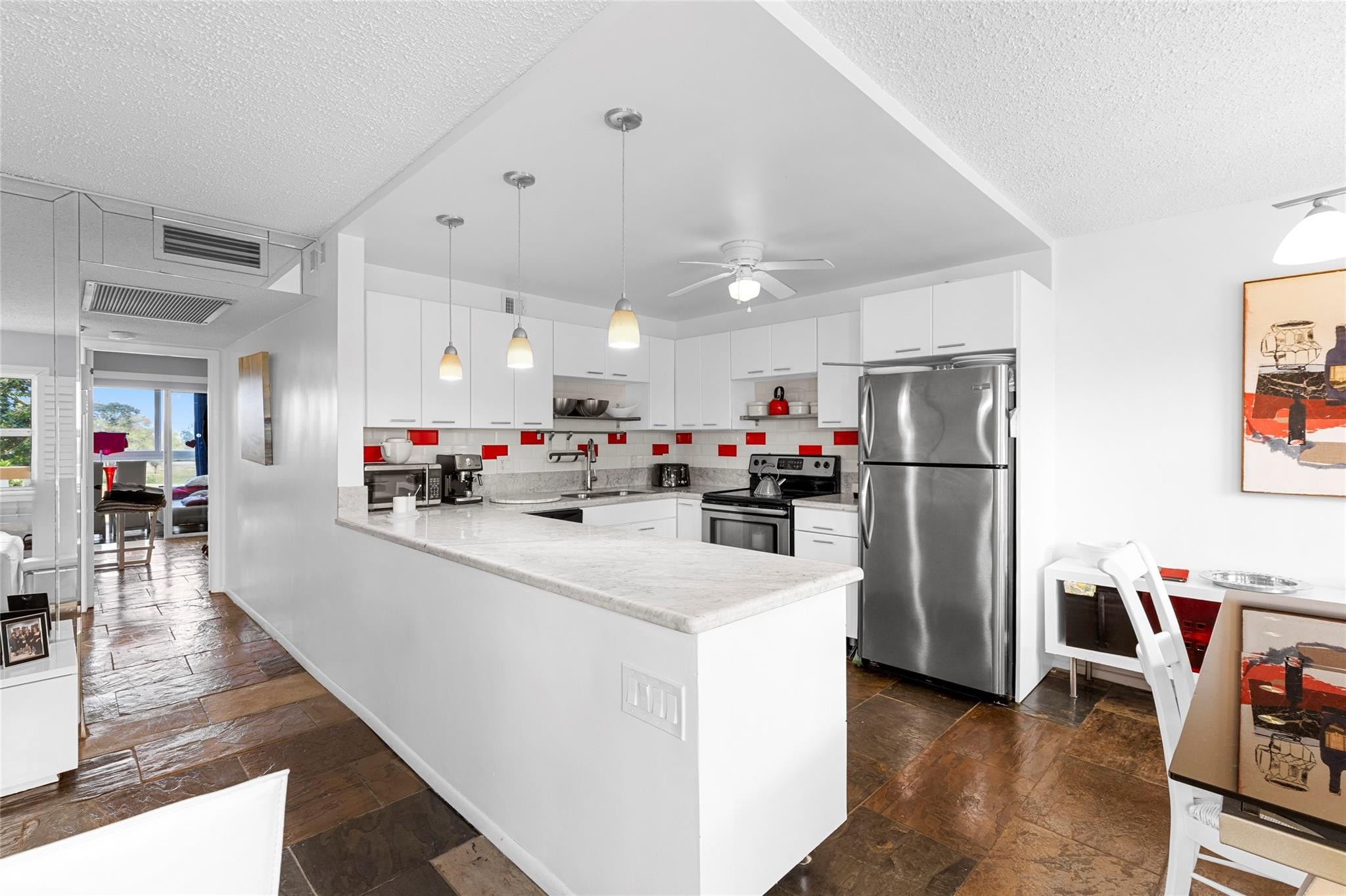 2BR – Condominium at 4044 Ventnor O #4044