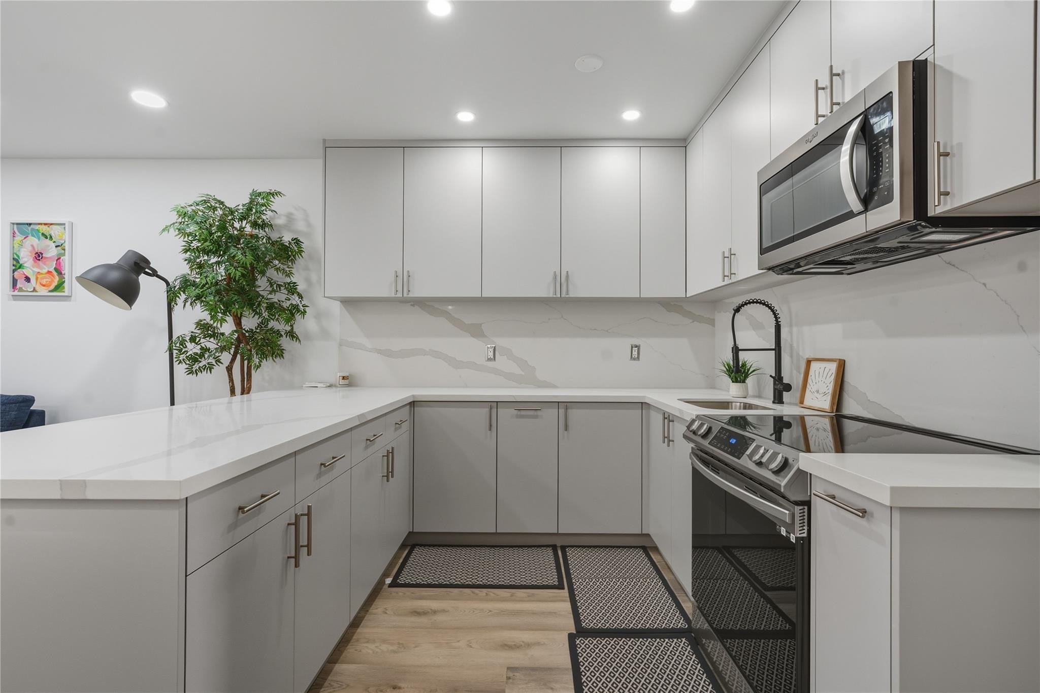 1BR – StockCooperative at 900 SW 10 Terrace #11S