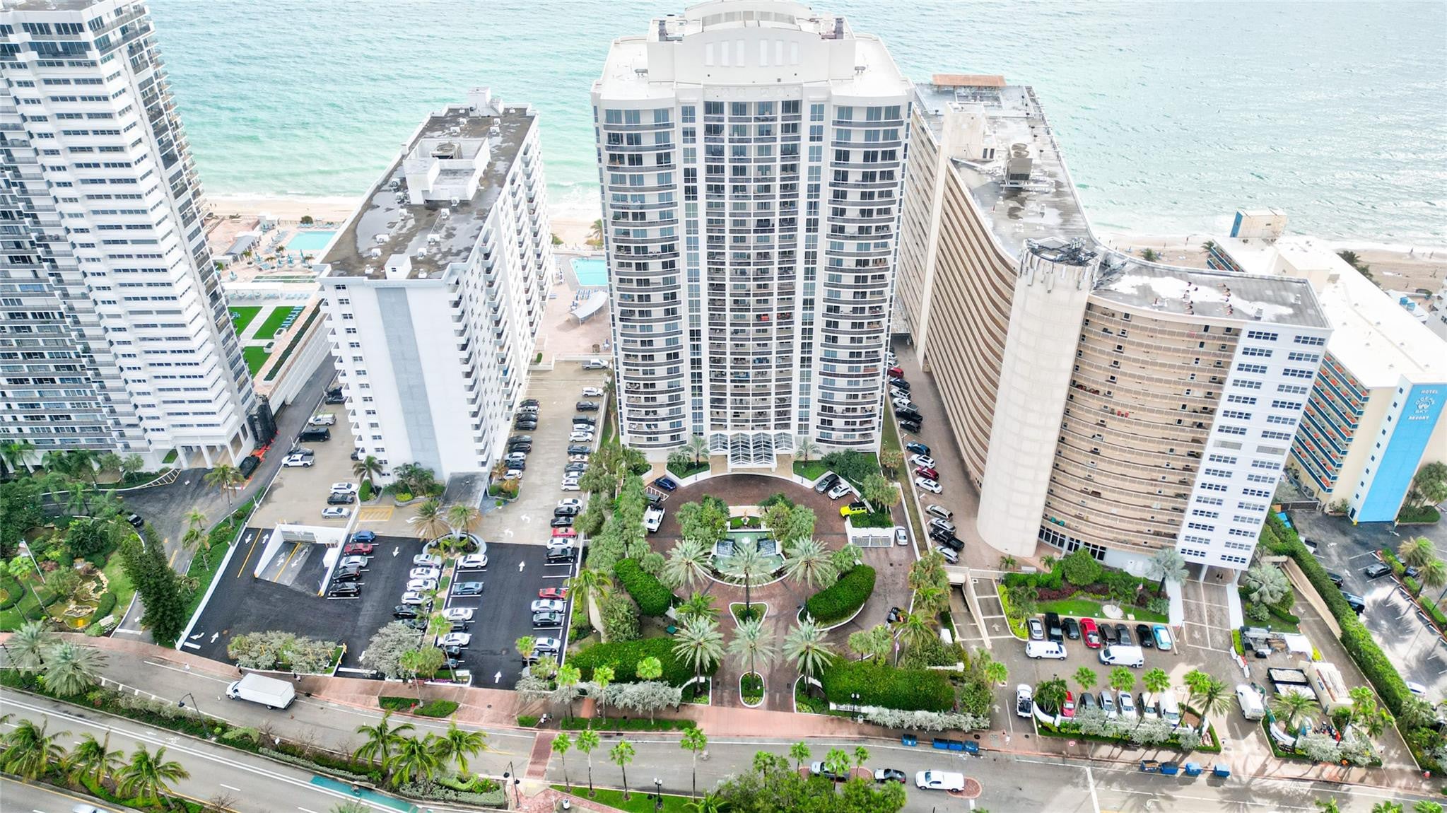 3BR – Condominium at 4240 Galt Ocean Drive #1006