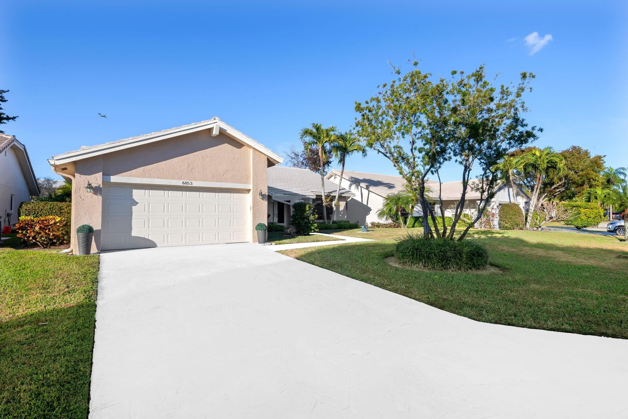 3BR – SingleFamilyResidence at 6053 Petaluma Drive