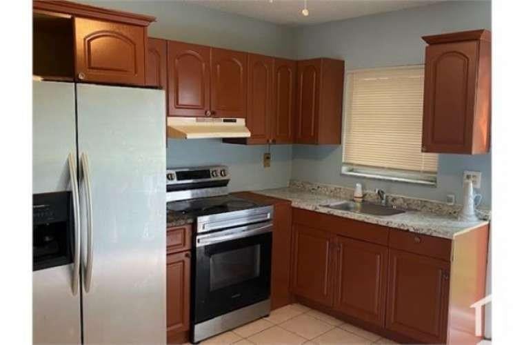 5BR – SingleFamilyResidence at 3370 NW 8th Place