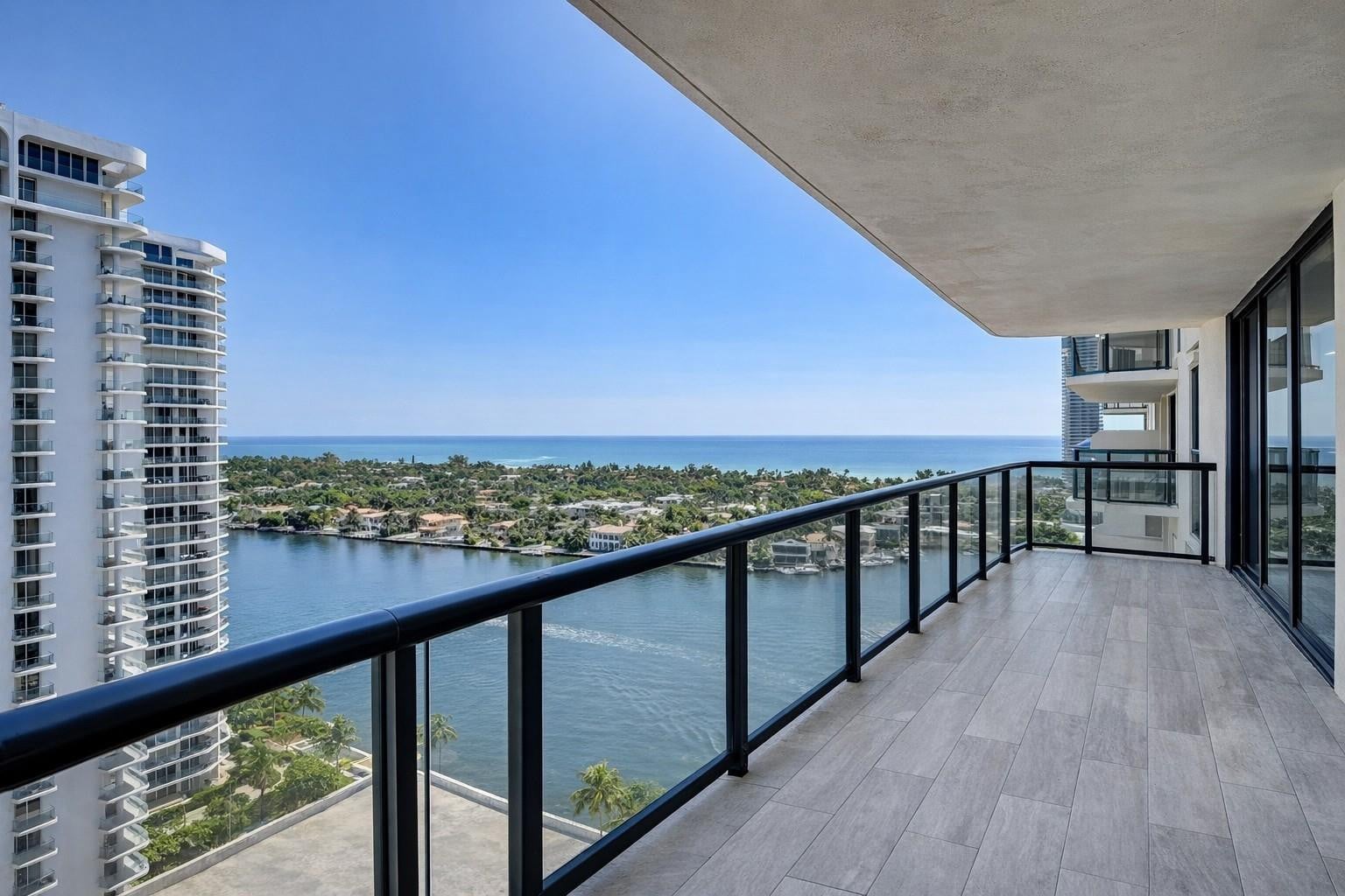 4BR – Condominium at 19667 Turnberry Way #20gr
