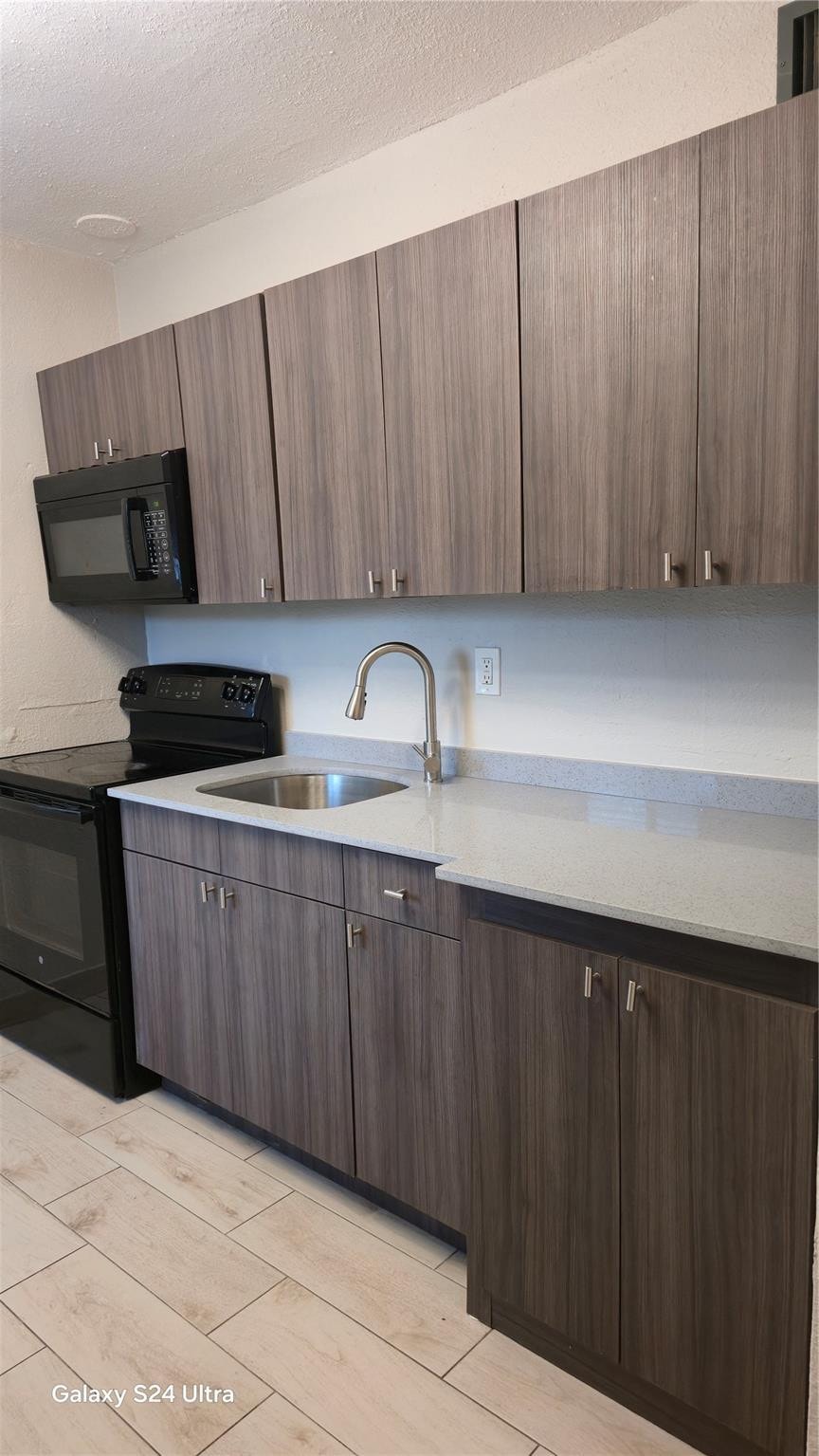 2BR – Apartment at 360 NW 8th Street #8